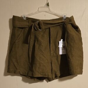 ABLE "Wanda" Olive Pleated Shorts